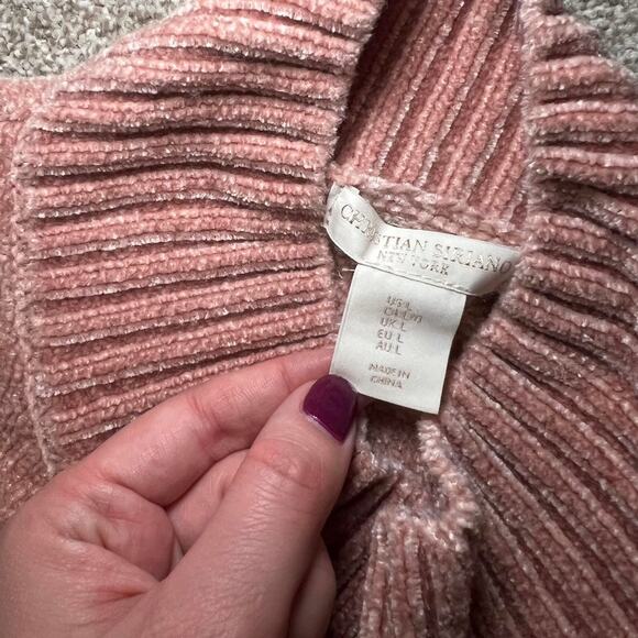 Pink and white turtleneck sweater - Picture 3 of 4